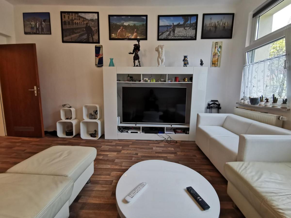 Nearwoehrderseaandstation Hotel Nuremberg ภายนอก รูปภาพ